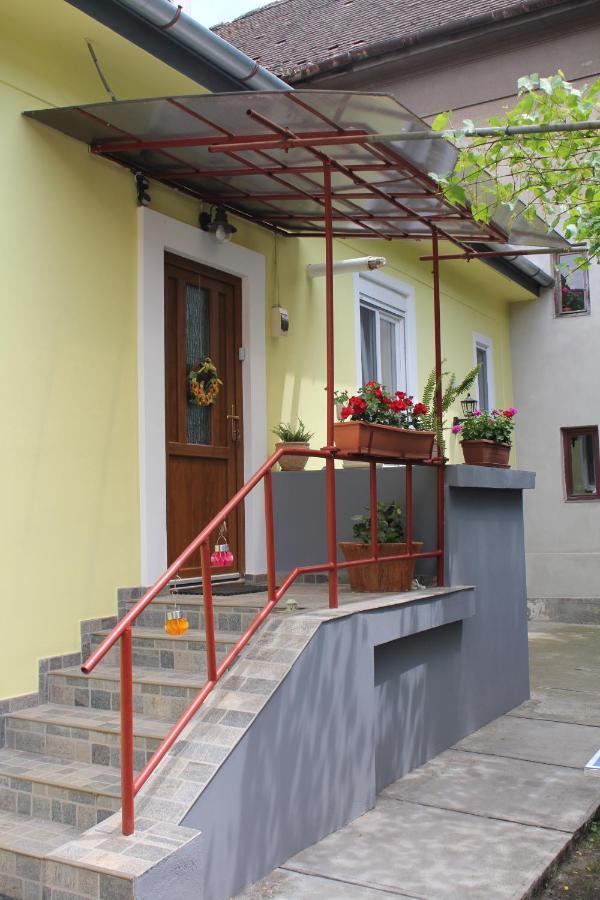 La Bella Apartment Sibiu Exterior photo