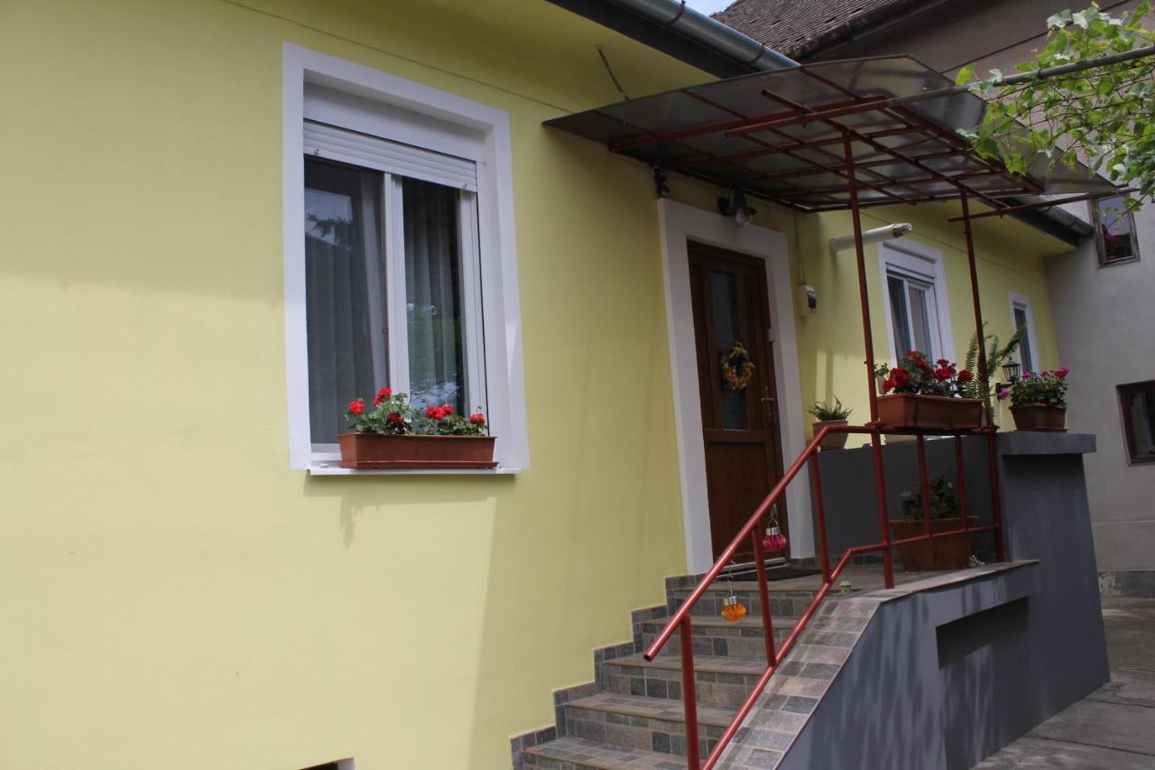 La Bella Apartment Sibiu Exterior photo